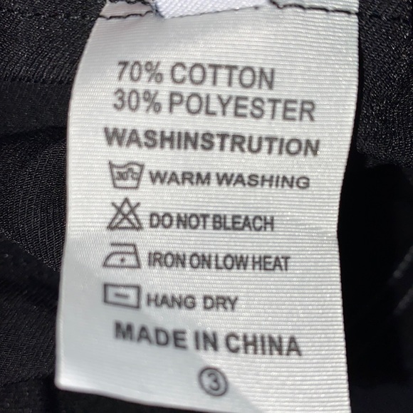 Black Lace Up Front Crop Top - Ali Express - Picture 5 of 5